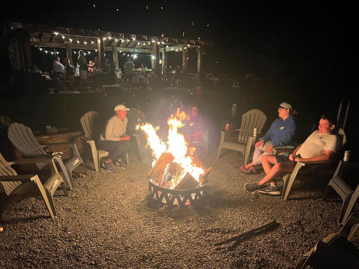 The Meadowlark Inn East Springfield Bagian luar foto